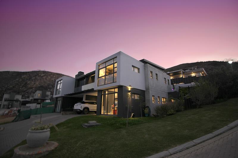 3 Bedroom Property for Sale in Island View Western Cape